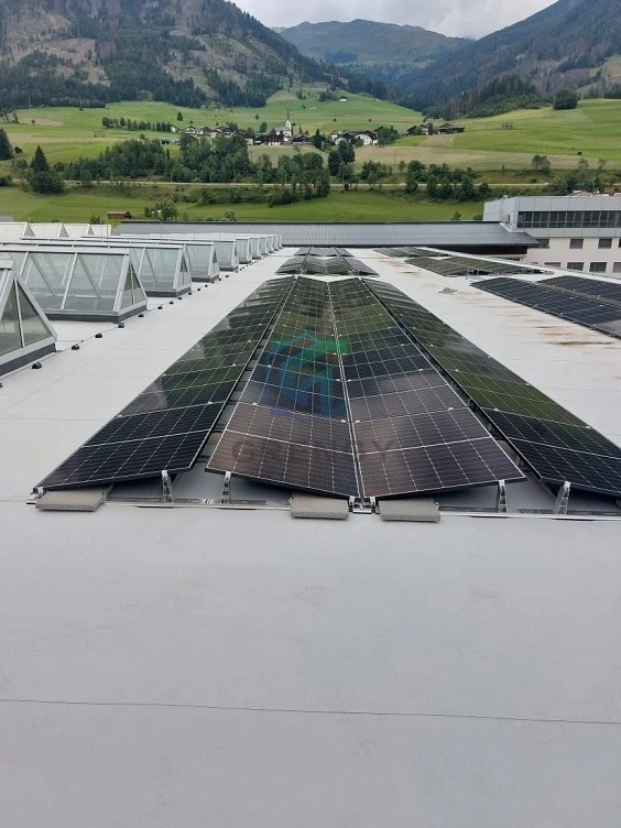 Ballasted Mounting System For Flat Rooftop