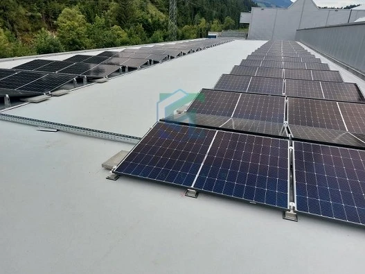 Ballasted Mounting System For Flat Rooftop